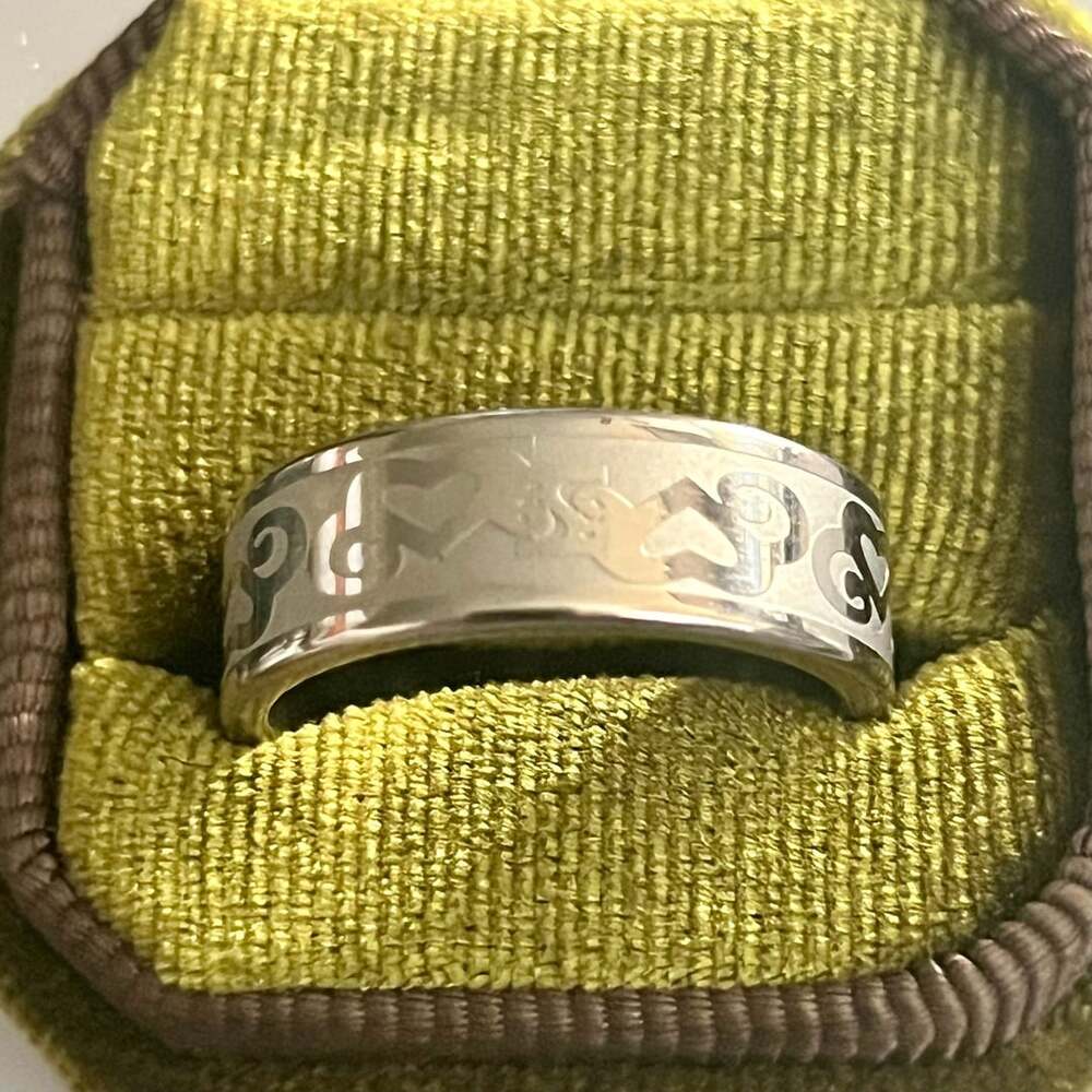 Tribal Symbols Pattern Titanium Steel Silver 8mm Band Size 10